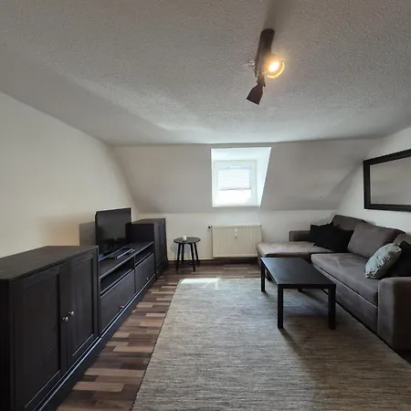 アパート Mikra Homes24 In